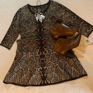Medium, NWT, Dark brown/black